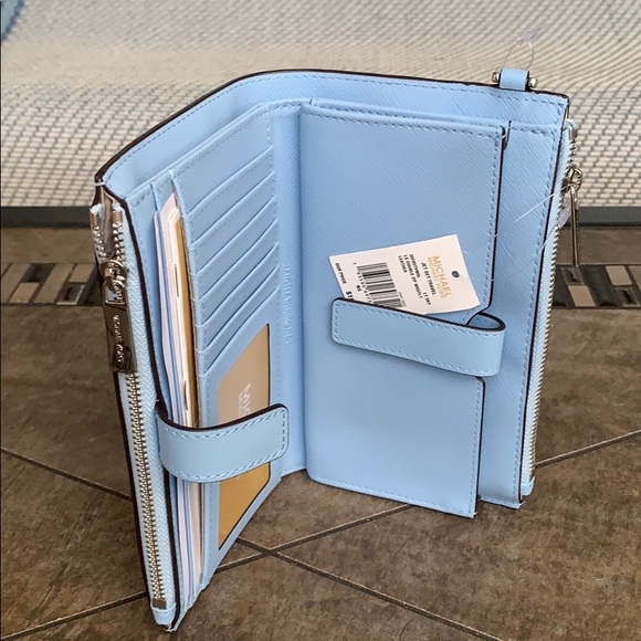 MICHAEL KORS LG DOUBLE ZIP WRISTLET Vista Blue - Picture 9 of 16